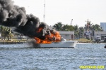 yacht-fire-02.jpg